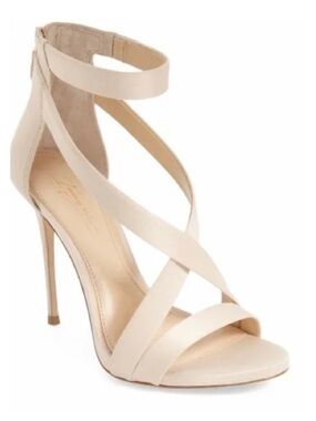 NWOB Imagine by Vince Camuto Devil 4.5in high Stiletto Sandals - Blush 9.5